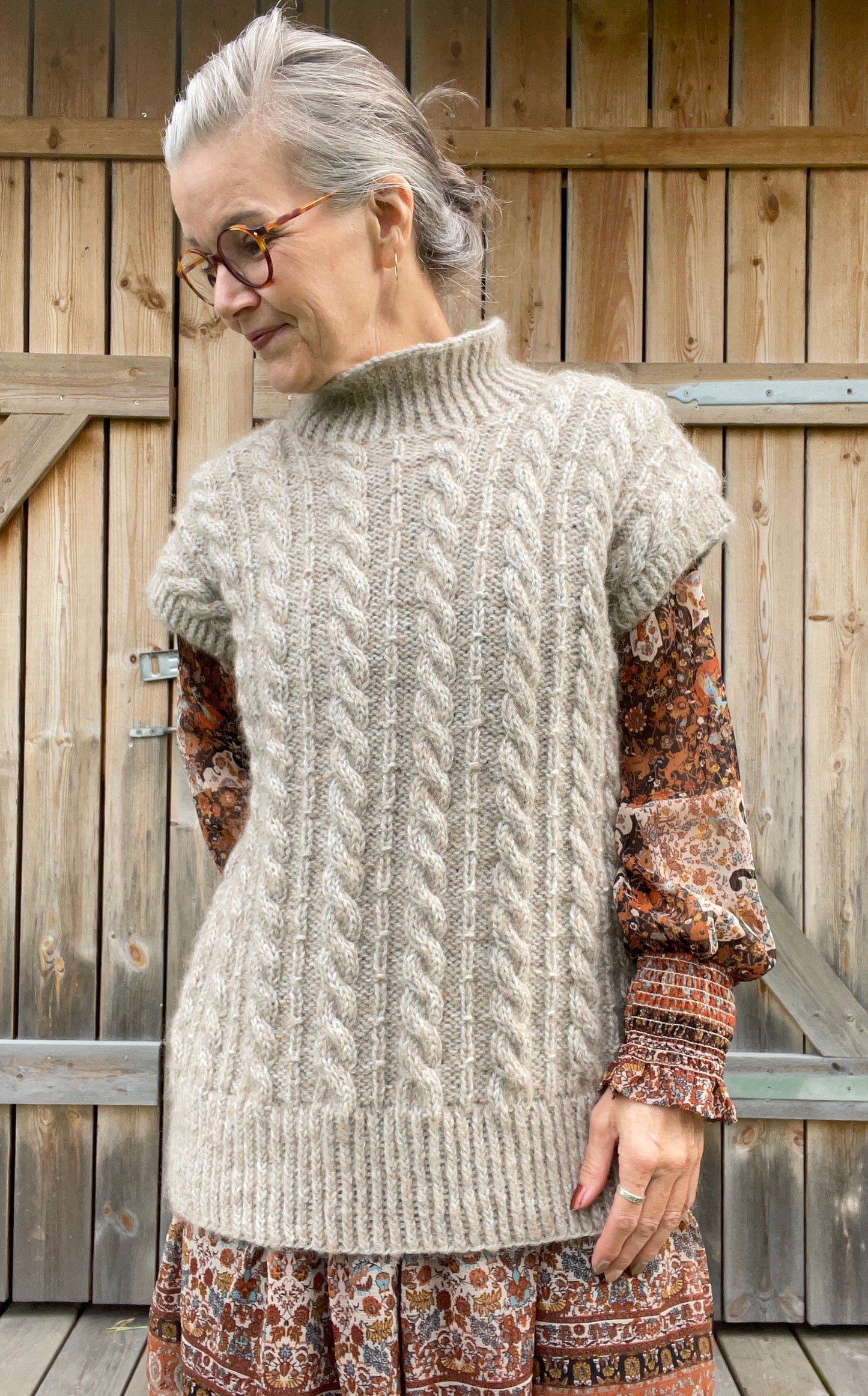 Pattern - Cable Slipover / FletteVesten