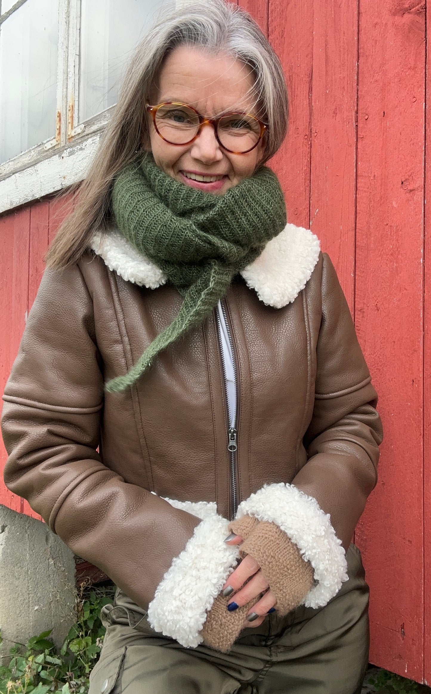 Fluffy scarf - Modèle tricot Français