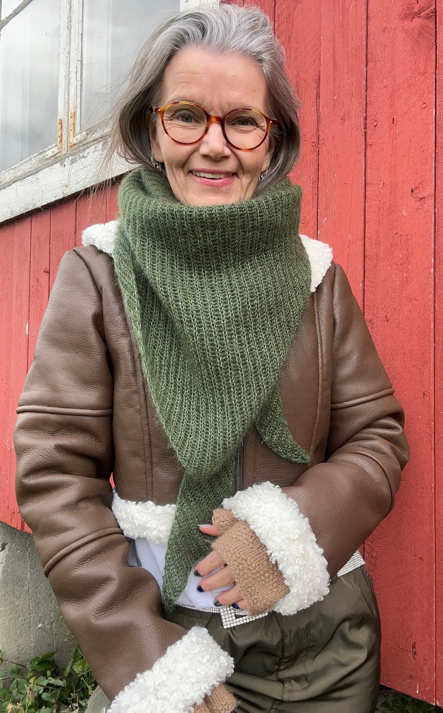 Fluffy scarf - Modèle tricot Français