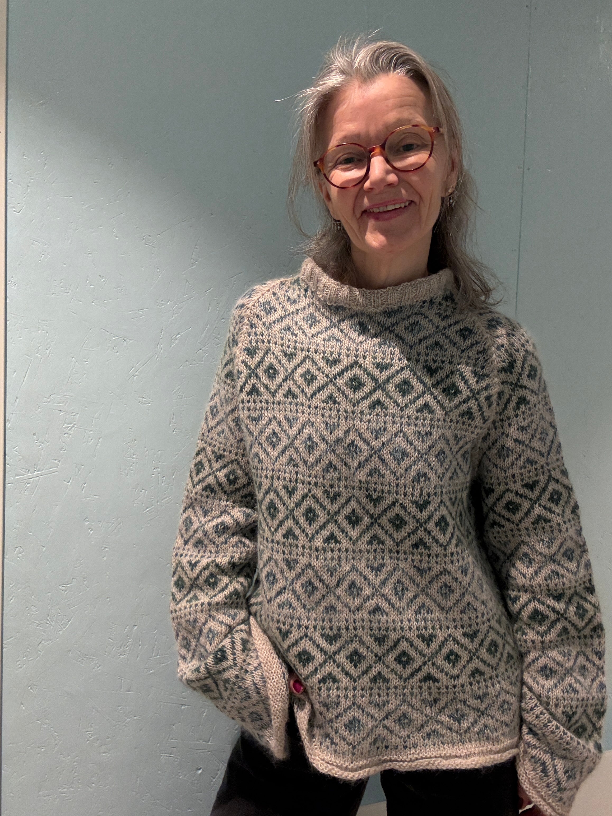 Pattern OlaMønster genser2 / OlaMønster sweater2 – arnhildskatvedt.com
